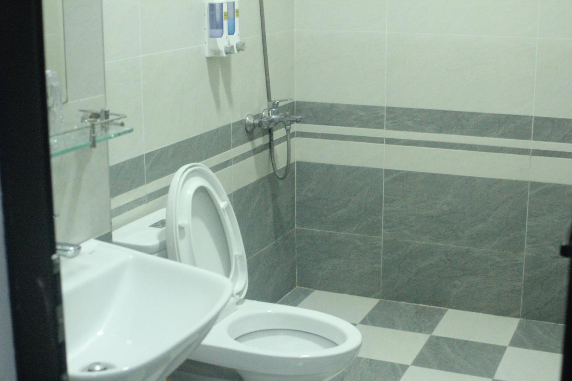 Cat Ba Madame Duyen Hotel Chan Chau Екстер'єр фото
