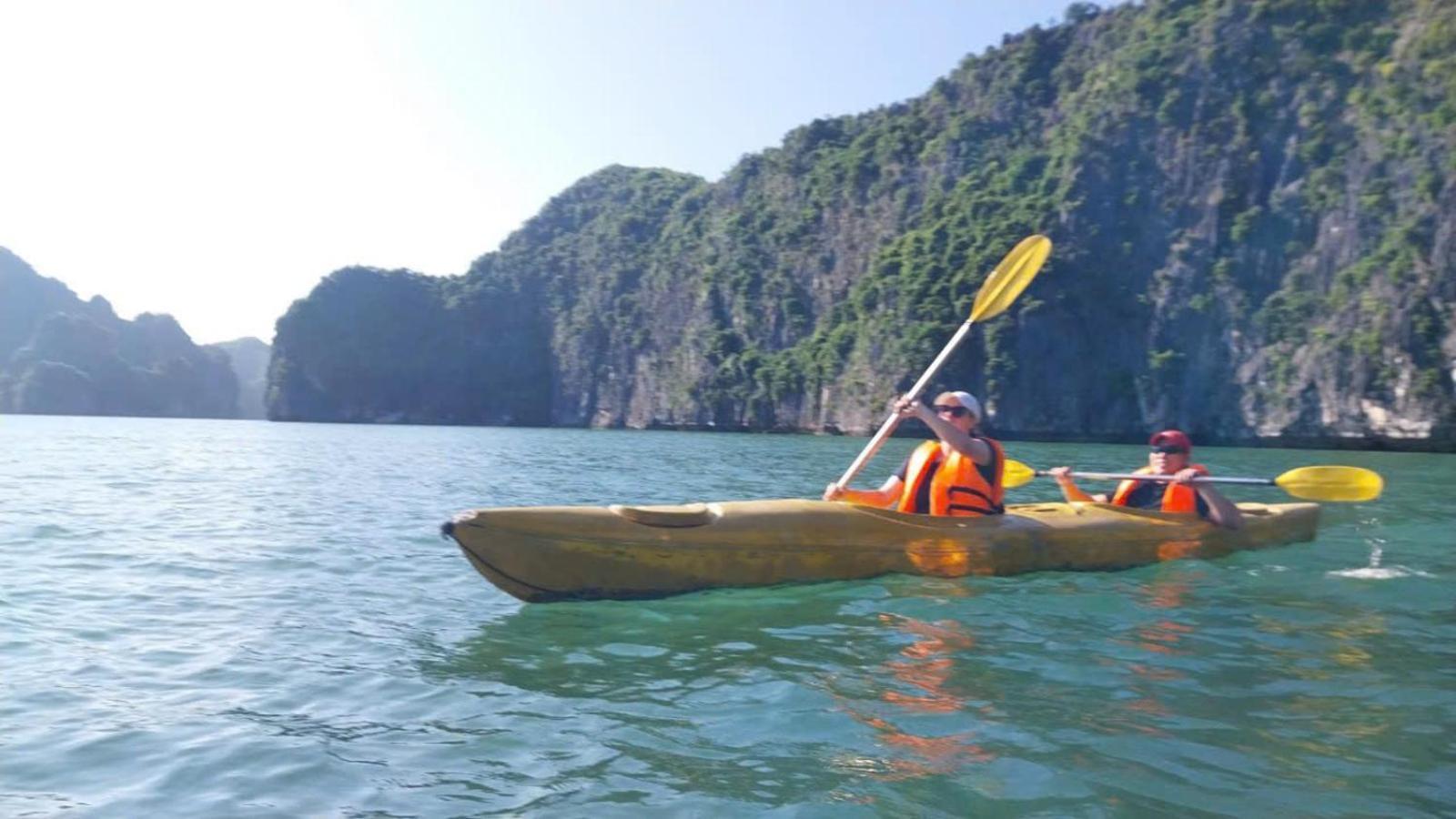Cat Ba Madame Duyen Hotel Chan Chau Екстер'єр фото